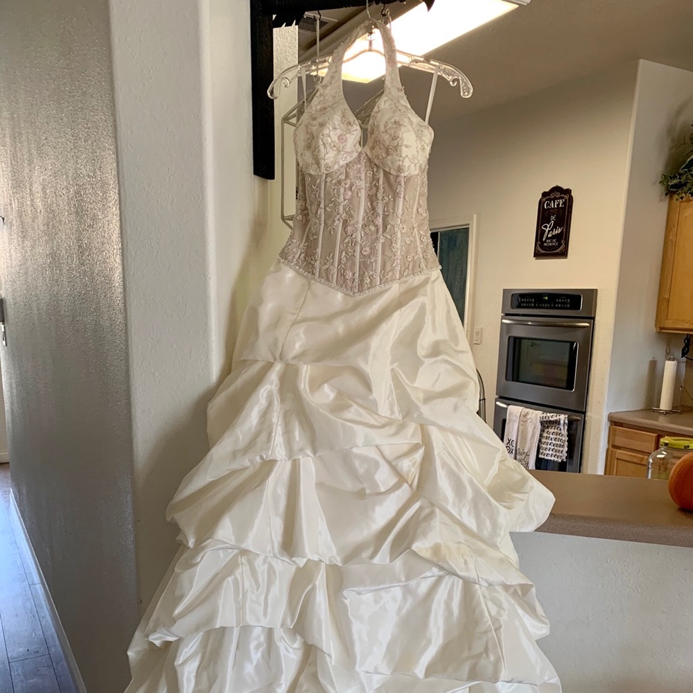 Brides by Demetrios Ivory Wedding Dress